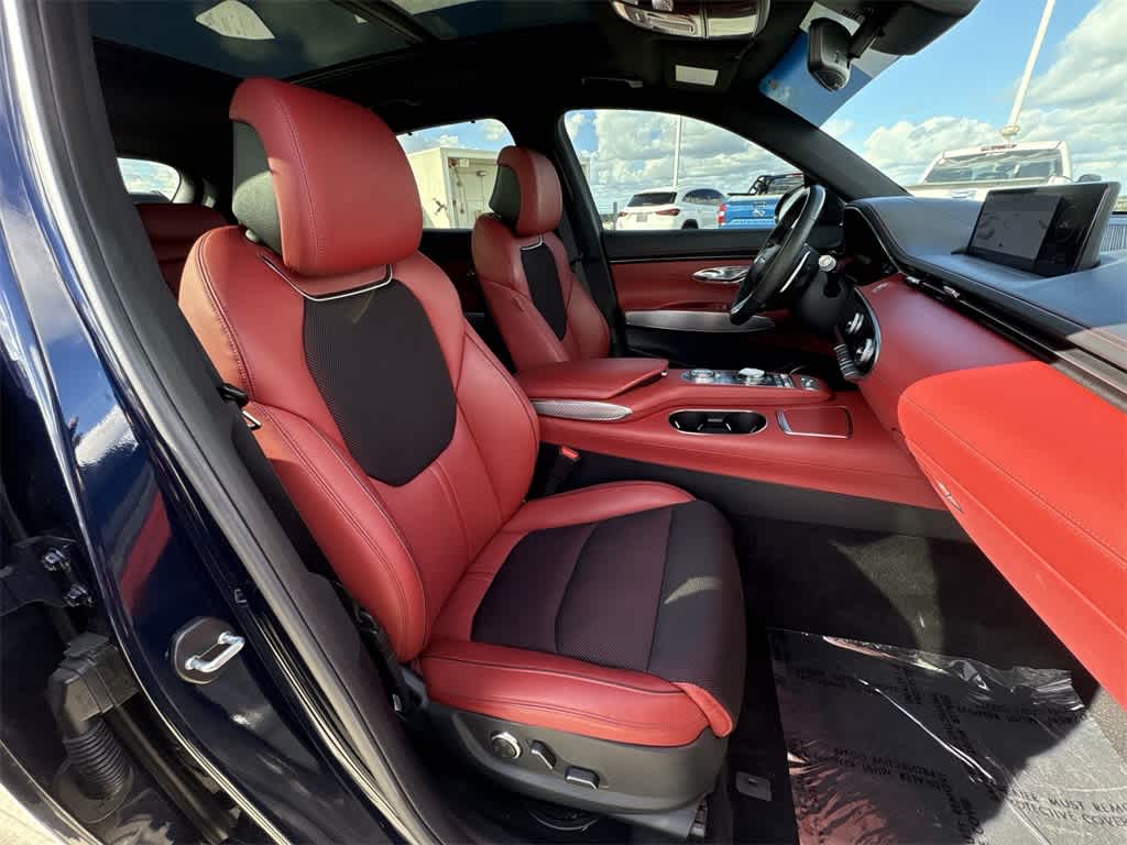 Thumbnail: 2024 Genesis GV70 - 26