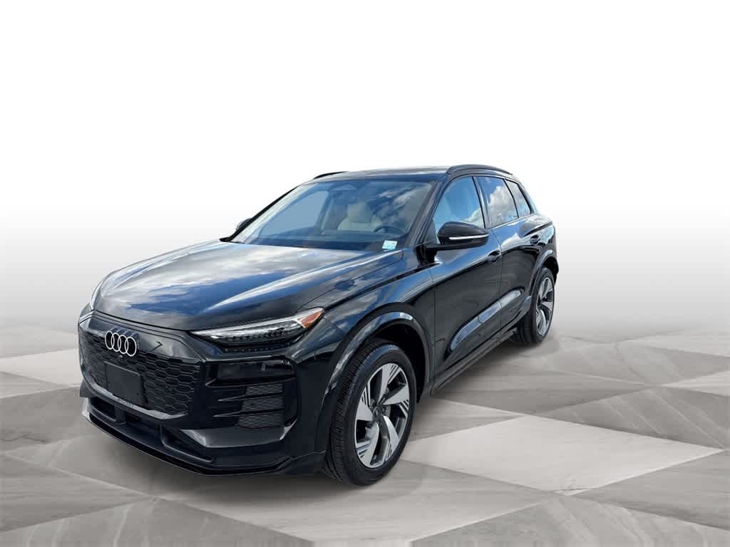 Thumbnail: 2025 Audi Q6 e-tron - 4