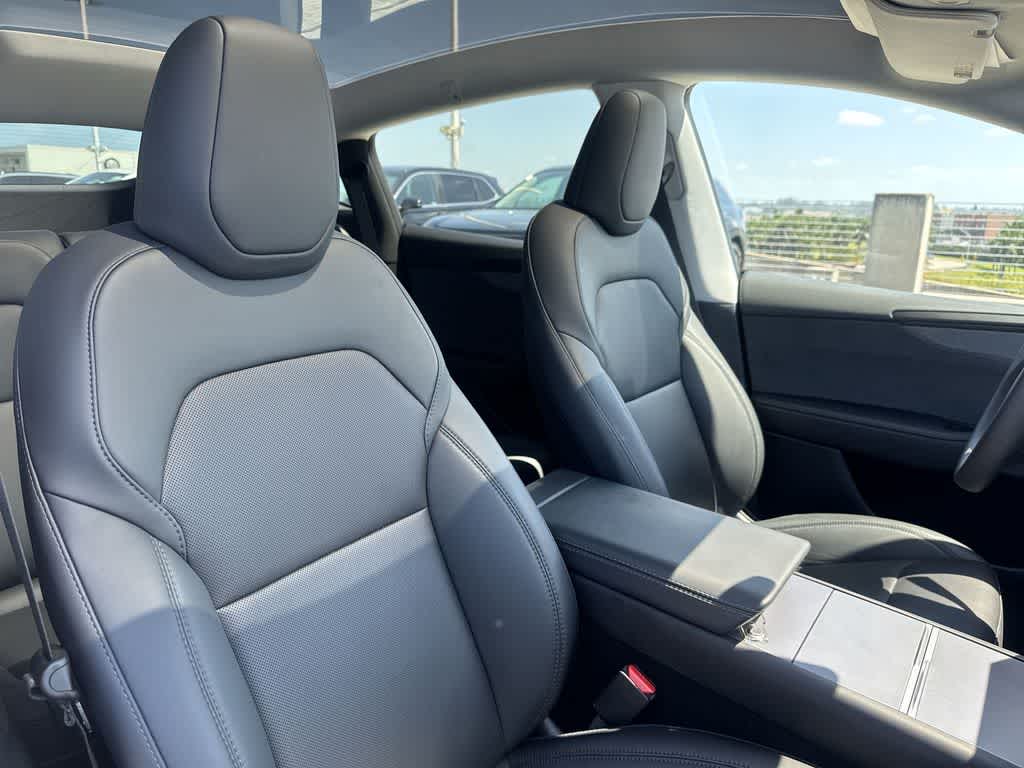 Thumbnail: 2026 Tesla Model Y - 26