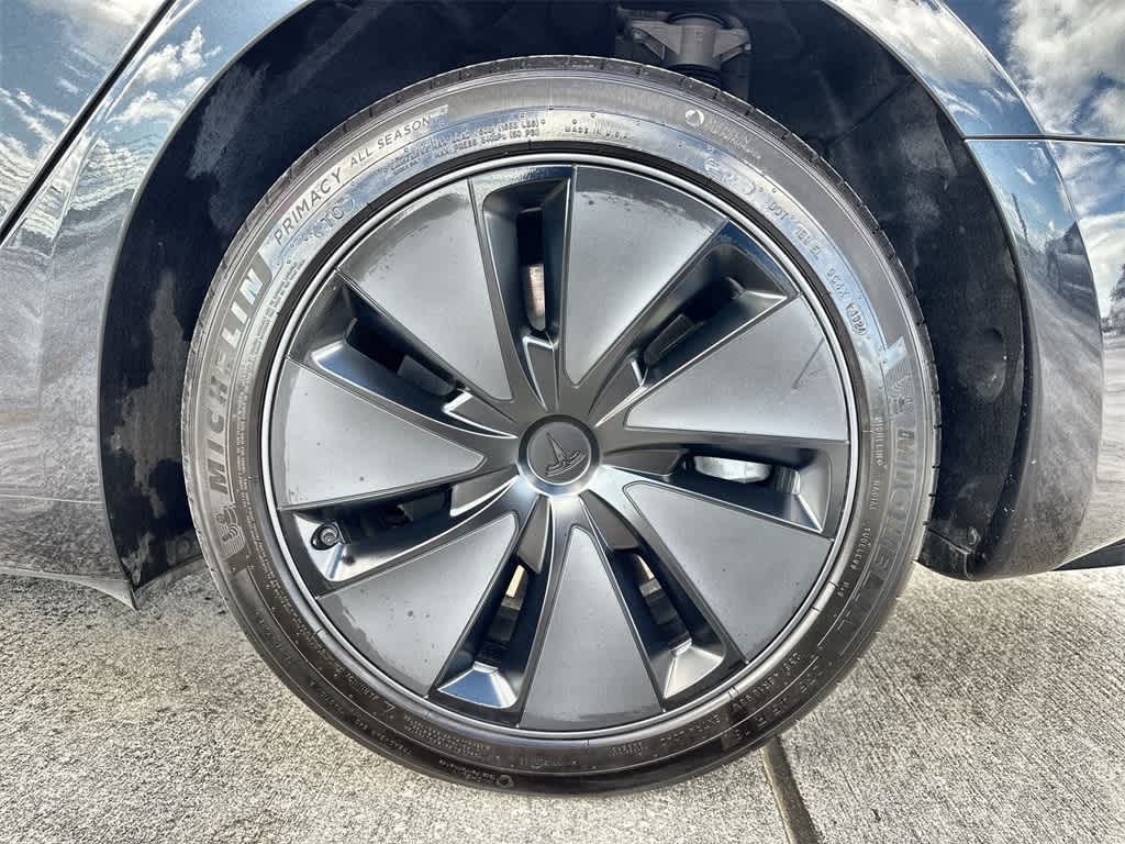 Thumbnail: 2025 Tesla Model 3 - 11