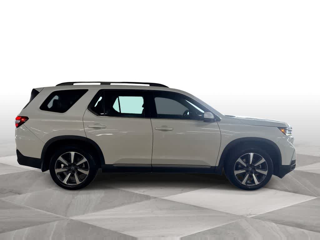 Thumbnail: 2023 Honda Pilot - 9