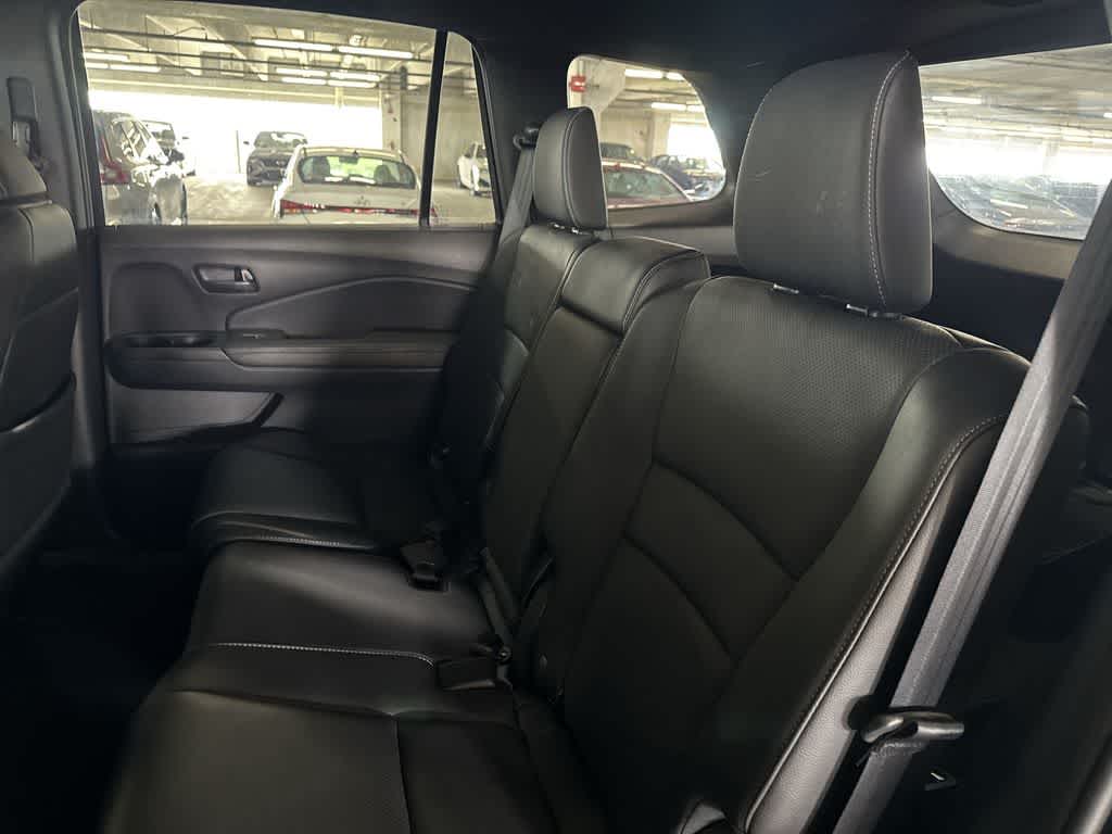 Thumbnail: 2024 Honda Passport - 21