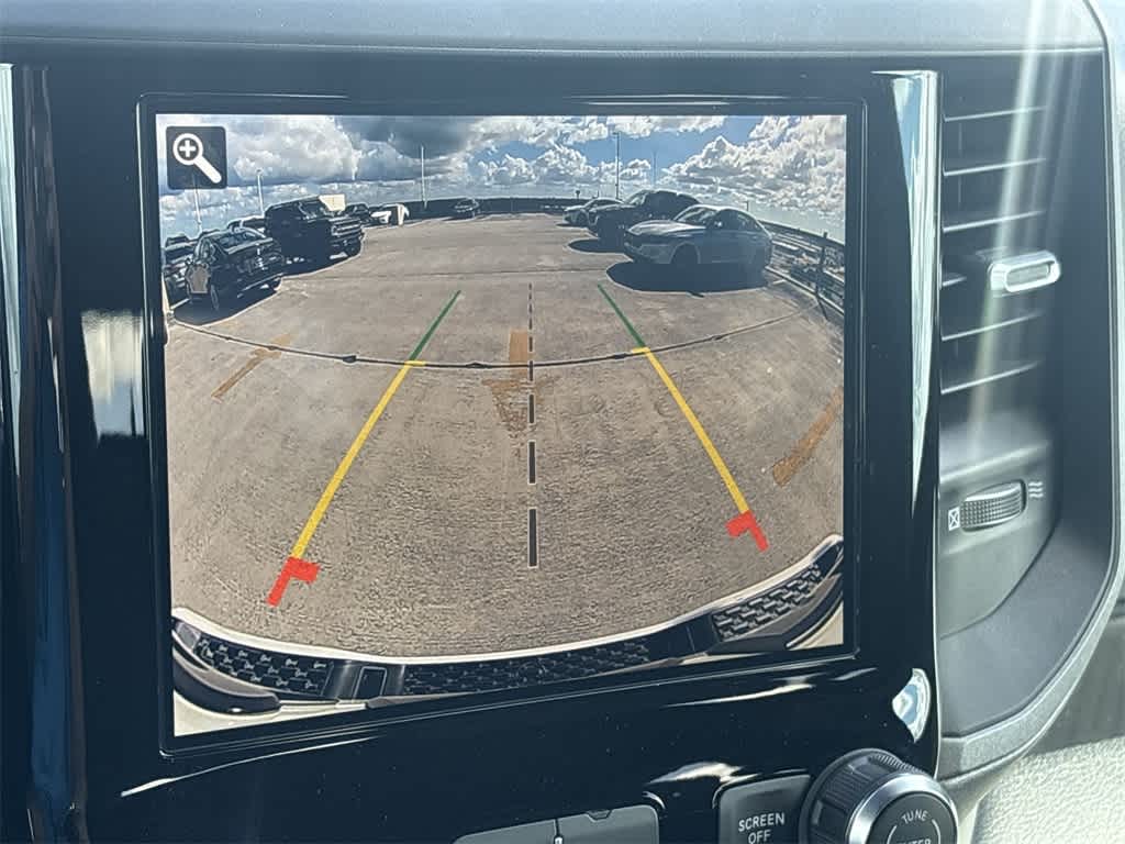 Thumbnail: 2025 RAM 1500 - 18