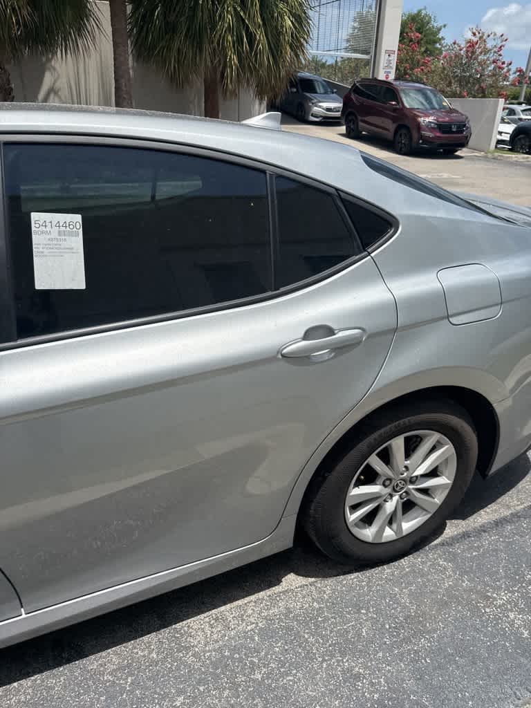 2025 Toyota Camry LE 4