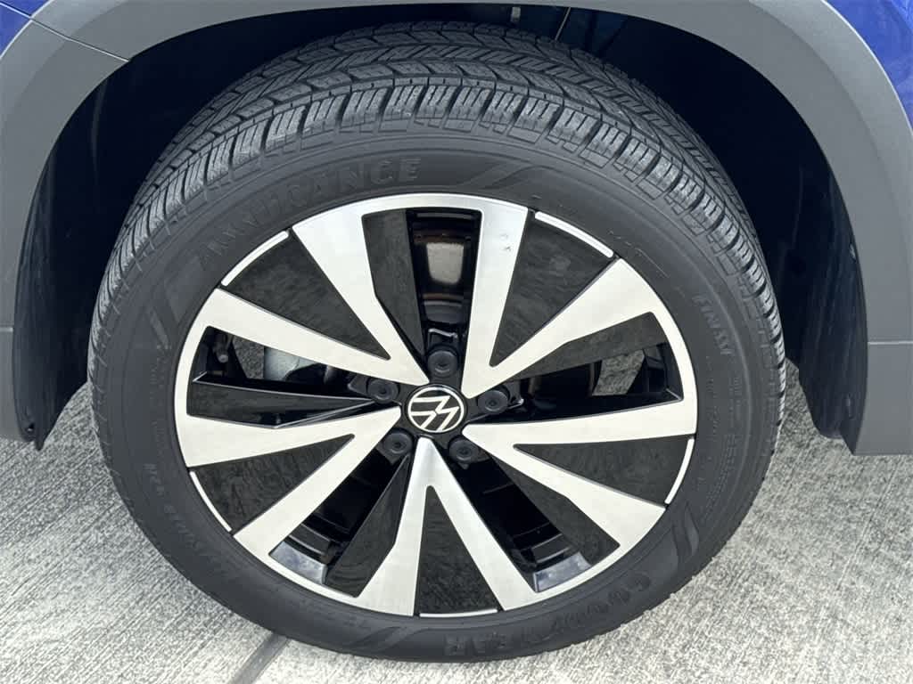 Thumbnail: 2023 Volkswagen Taos - 11