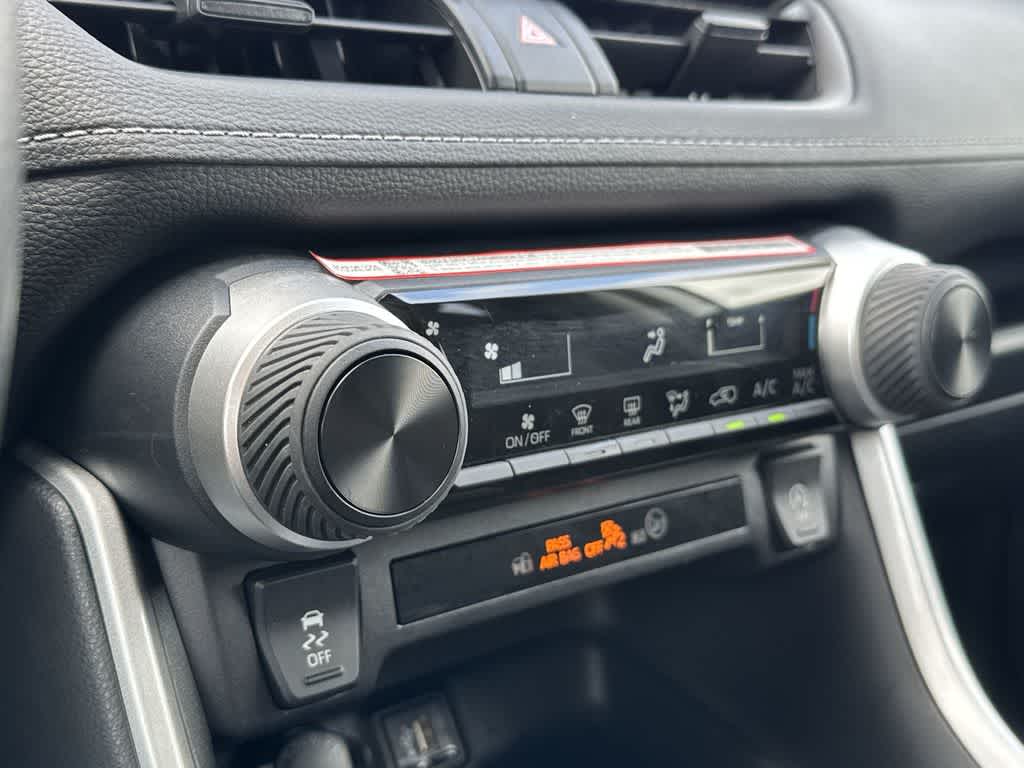 Thumbnail: 2025 Toyota RAV4 - 19