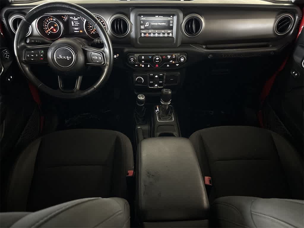 Thumbnail: 2018 Jeep Wrangler - 23