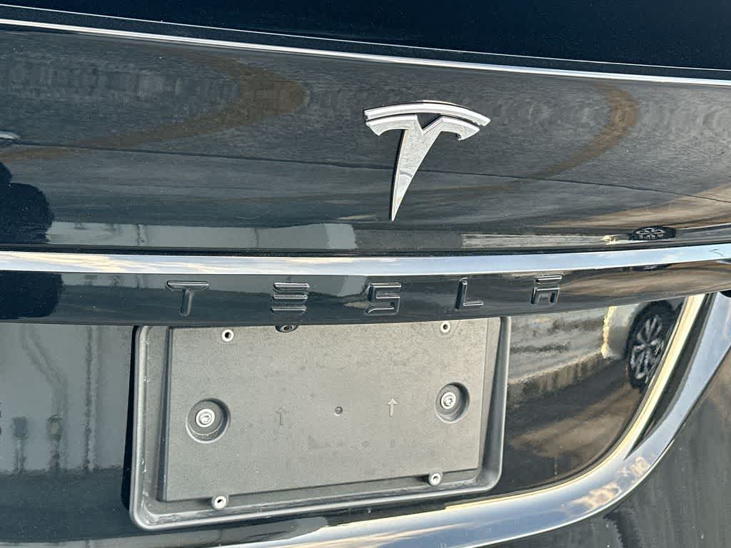 Thumbnail: 2023 Tesla Model X - 10
