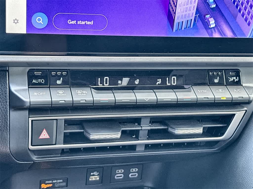 Thumbnail: 2025 Toyota Camry - 19