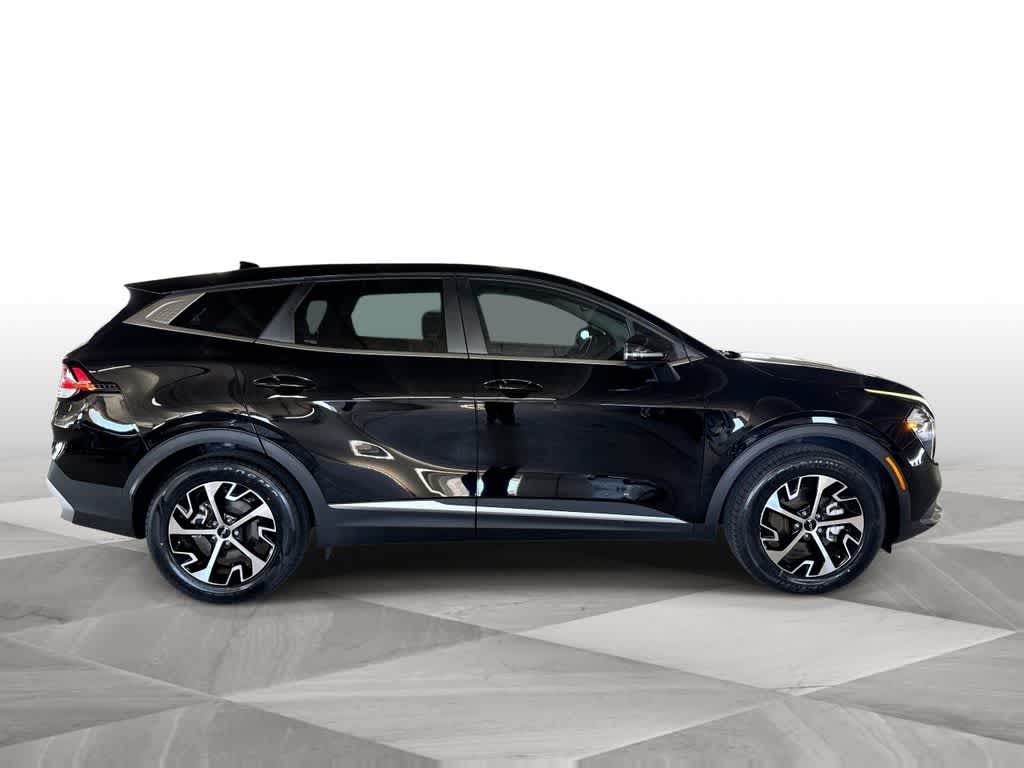 Thumbnail: 2023 Kia Sportage - 9