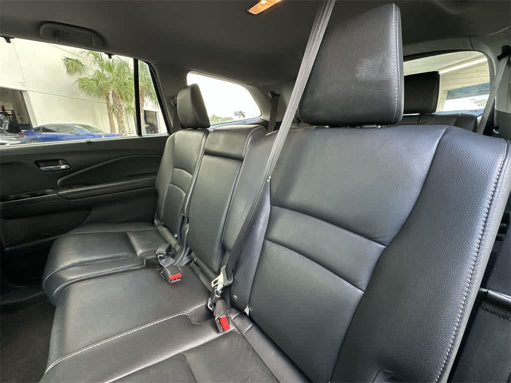 Thumbnail: 2022 Honda Pilot - 21