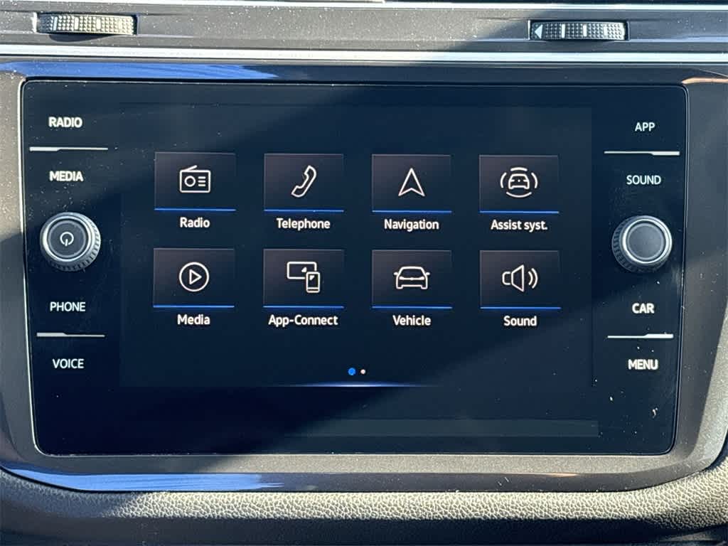 Thumbnail: 2024 Volkswagen Tiguan - 17