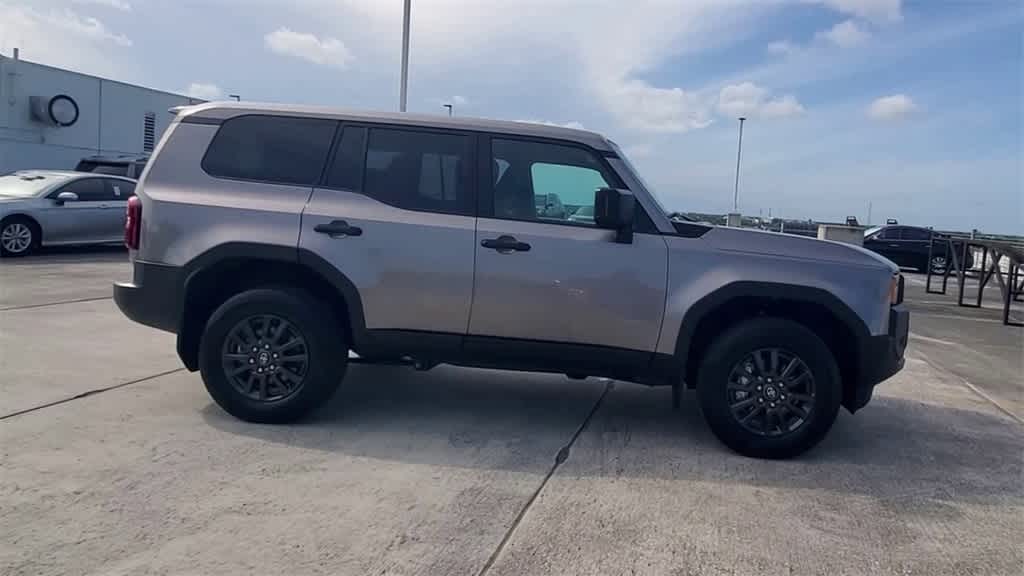 Thumbnail: 2025 Toyota Land Cruiser - 9