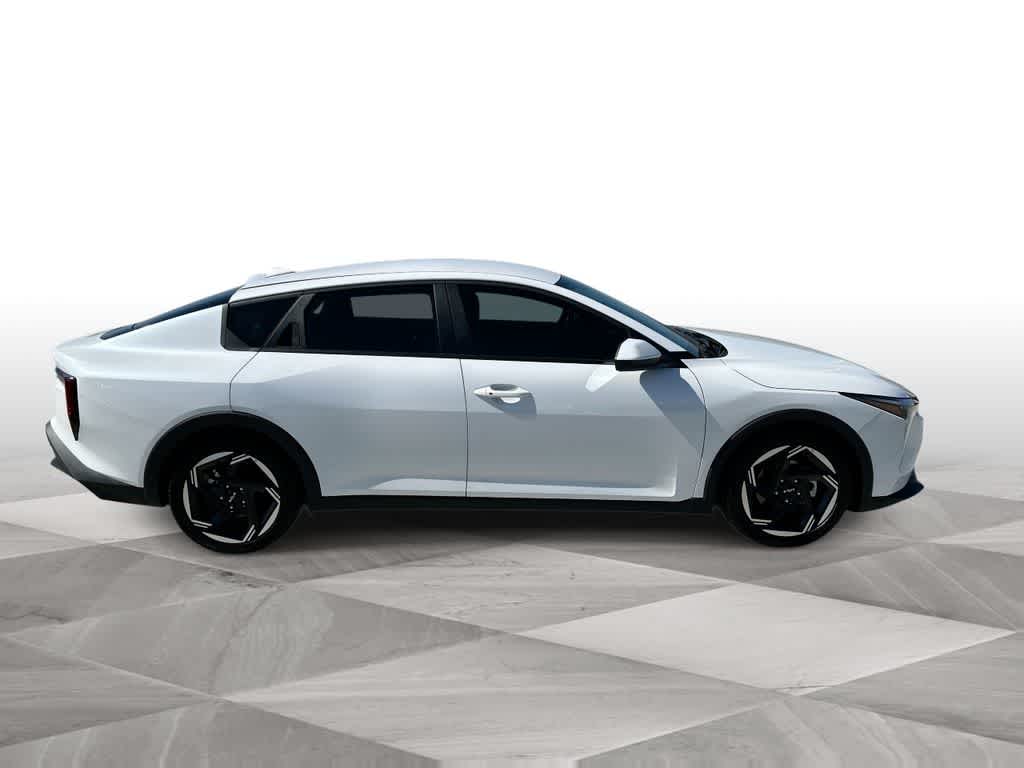 Thumbnail: 2025 Kia K4 - 9