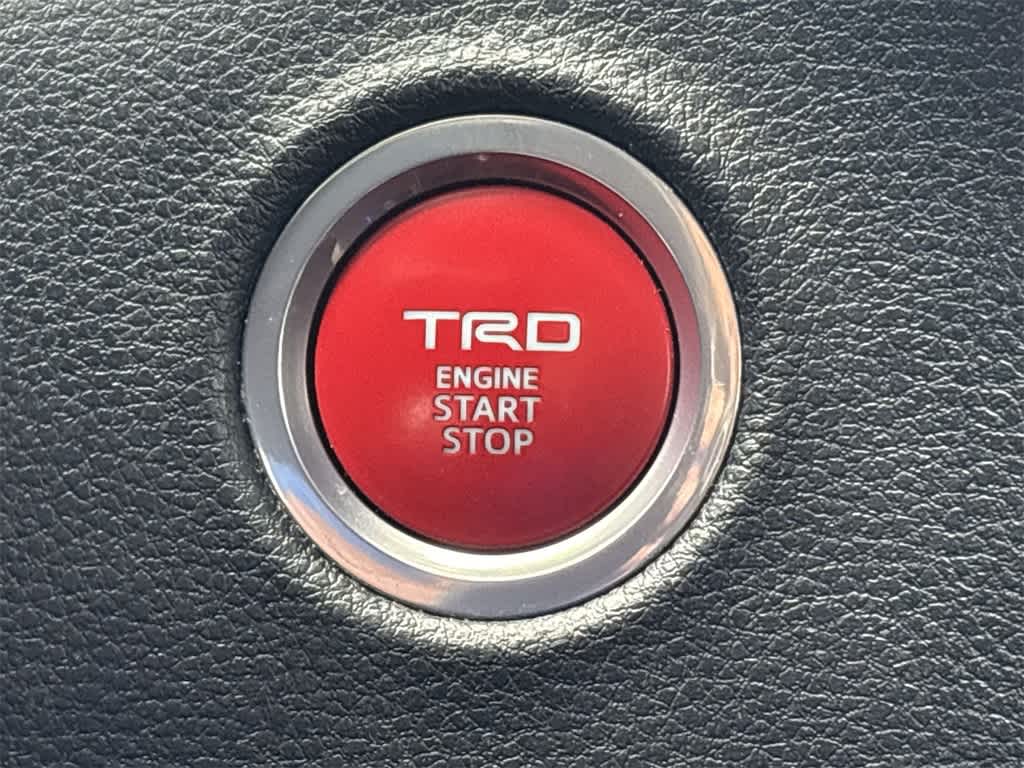 Thumbnail: 2022 Toyota Tundra - 16