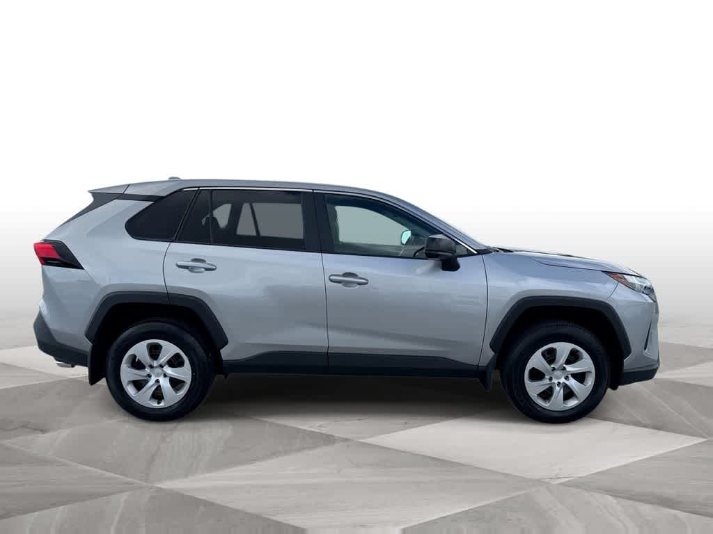 Thumbnail: 2025 Toyota RAV4 - 9