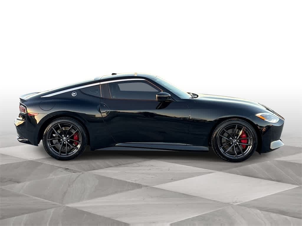 Thumbnail: 2024 Nissan Z - 9