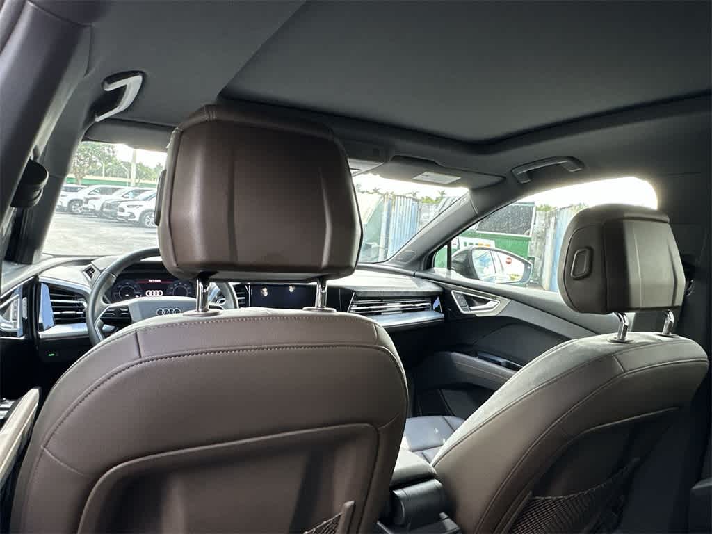 Thumbnail: 2025 Audi Q4 e-tron - 22