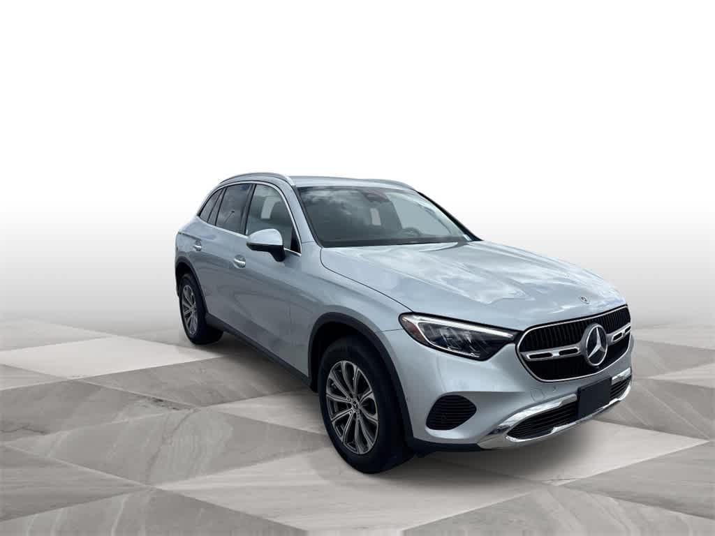Thumbnail: 2024 Mercedes-Benz GLC - 2