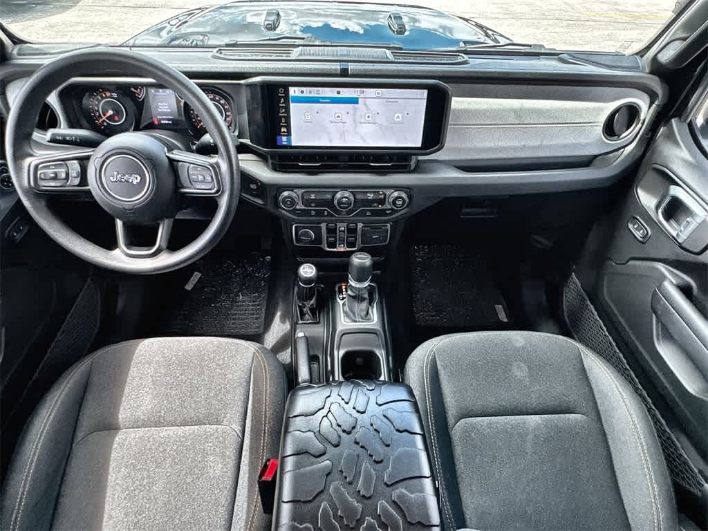 Thumbnail: 2024 Jeep Gladiator - 22