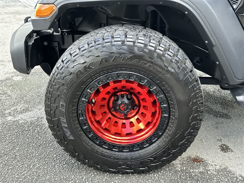 Thumbnail: 2024 Jeep Gladiator - 11