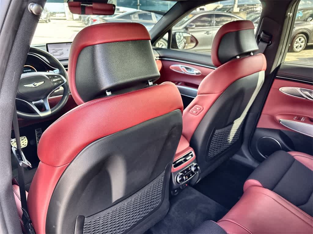 Thumbnail: 2024 Genesis GV70 - 22