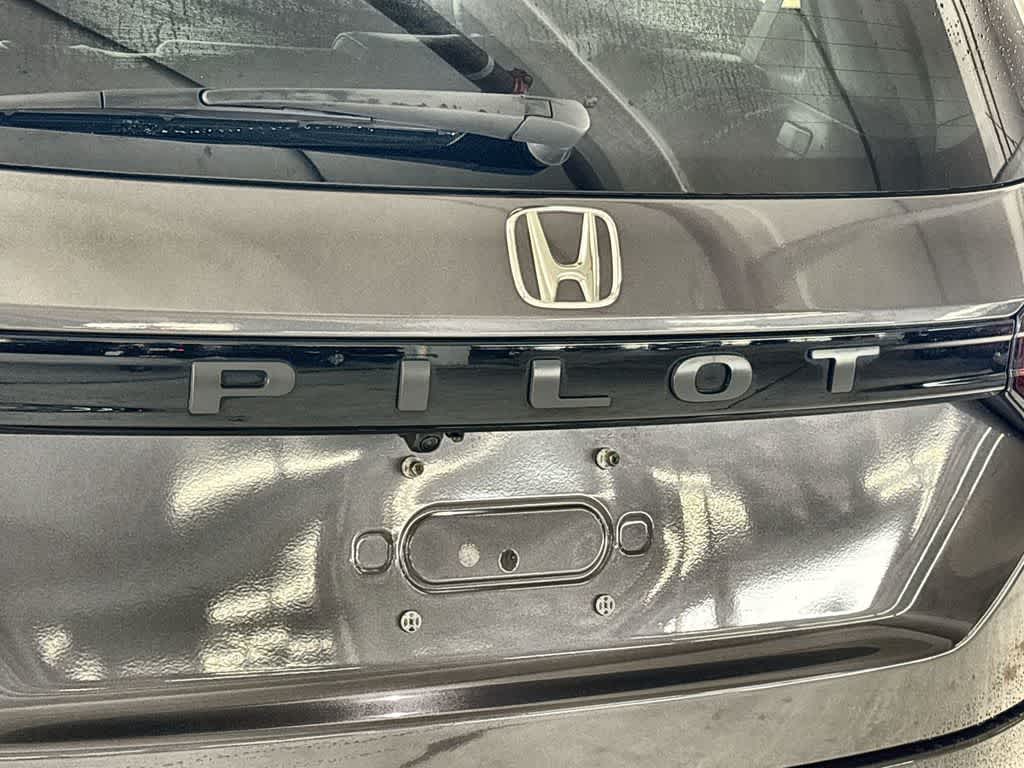 Thumbnail: 2024 Honda Pilot - 10