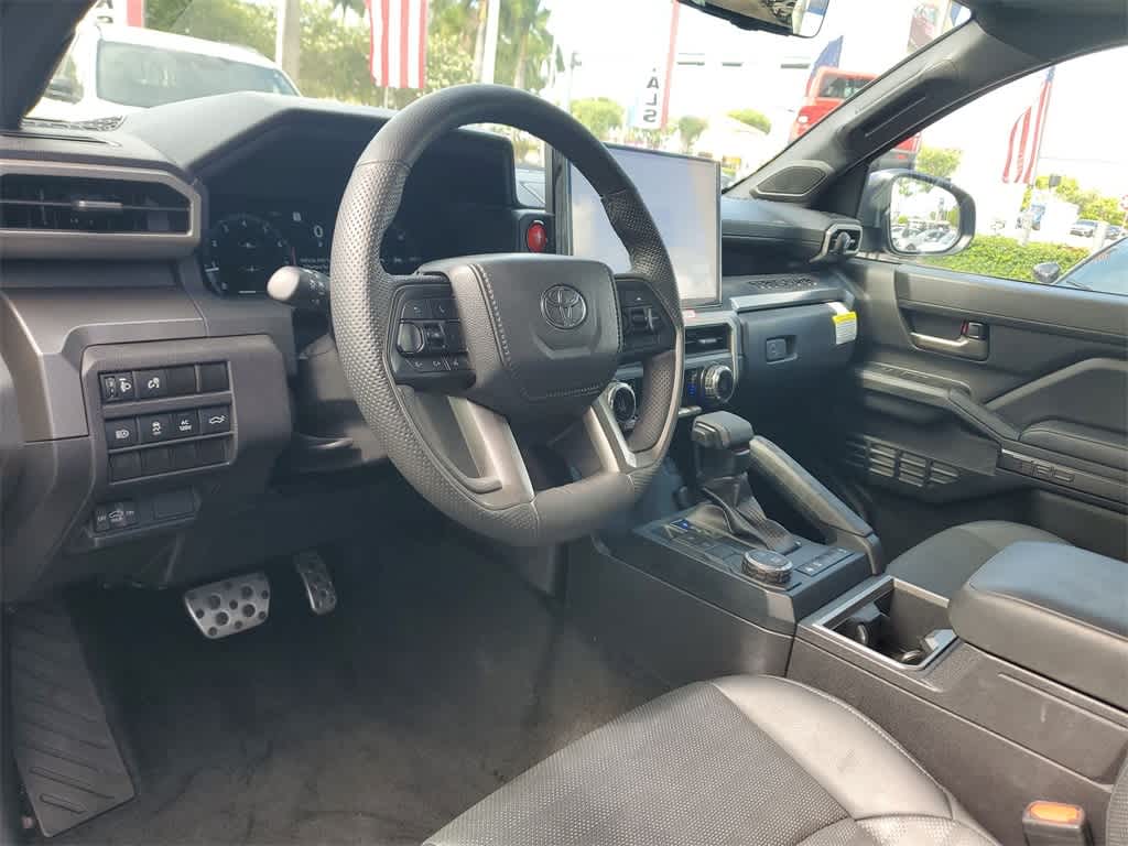 2024 Toyota Tacoma TRD Sport 2