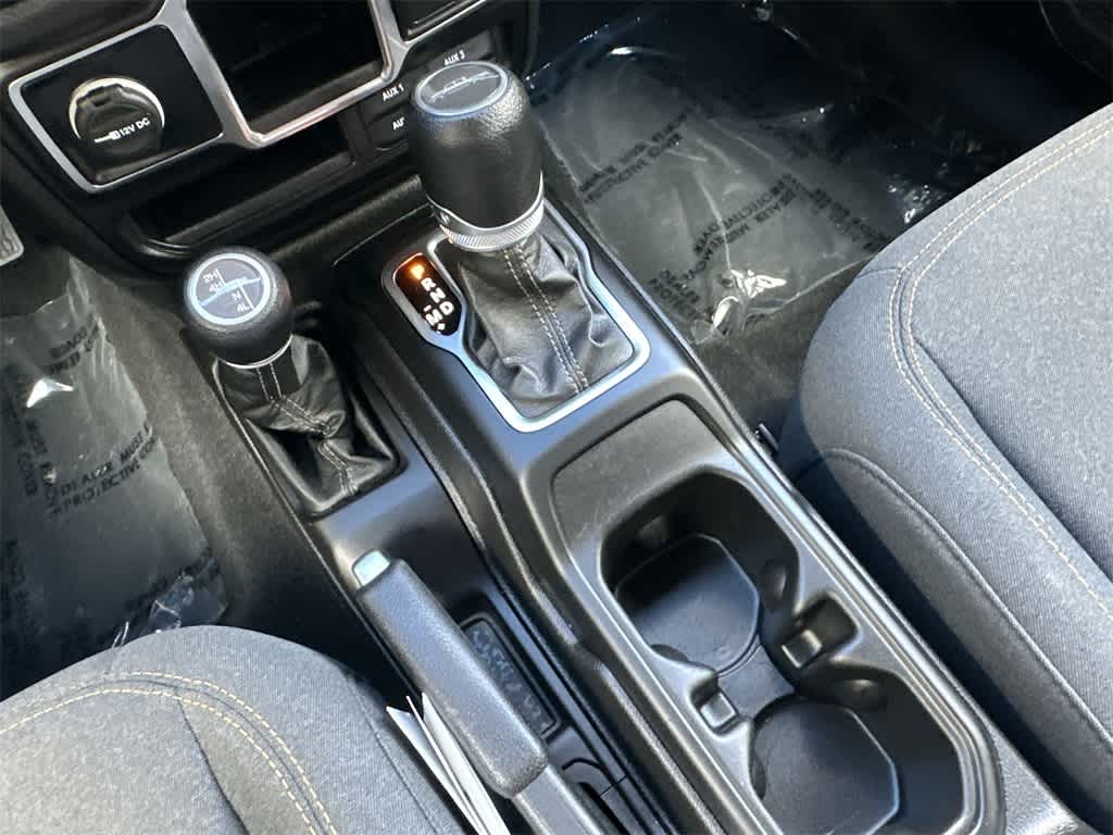 Thumbnail: 2024 Jeep Gladiator - 20