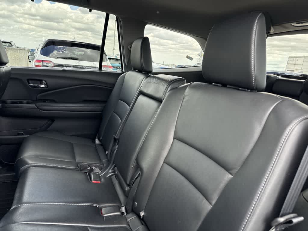 Thumbnail: 2022 Honda Pilot - 21