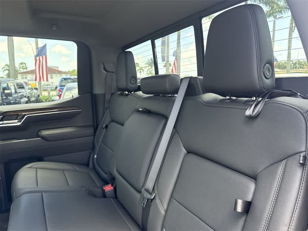 Thumbnail: 2024 Chevrolet Silverado 1500 - 21