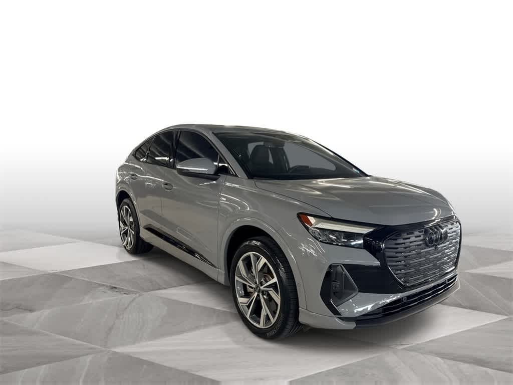 Thumbnail: 2024 Audi Q4 e-tron - 2