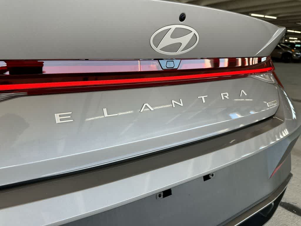 Thumbnail: 2025 Hyundai Elantra - 11