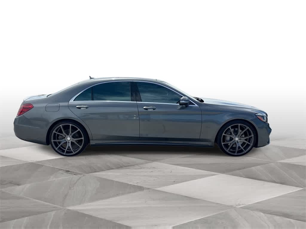 Thumbnail: 2018 Mercedes-Benz S-Class - 9