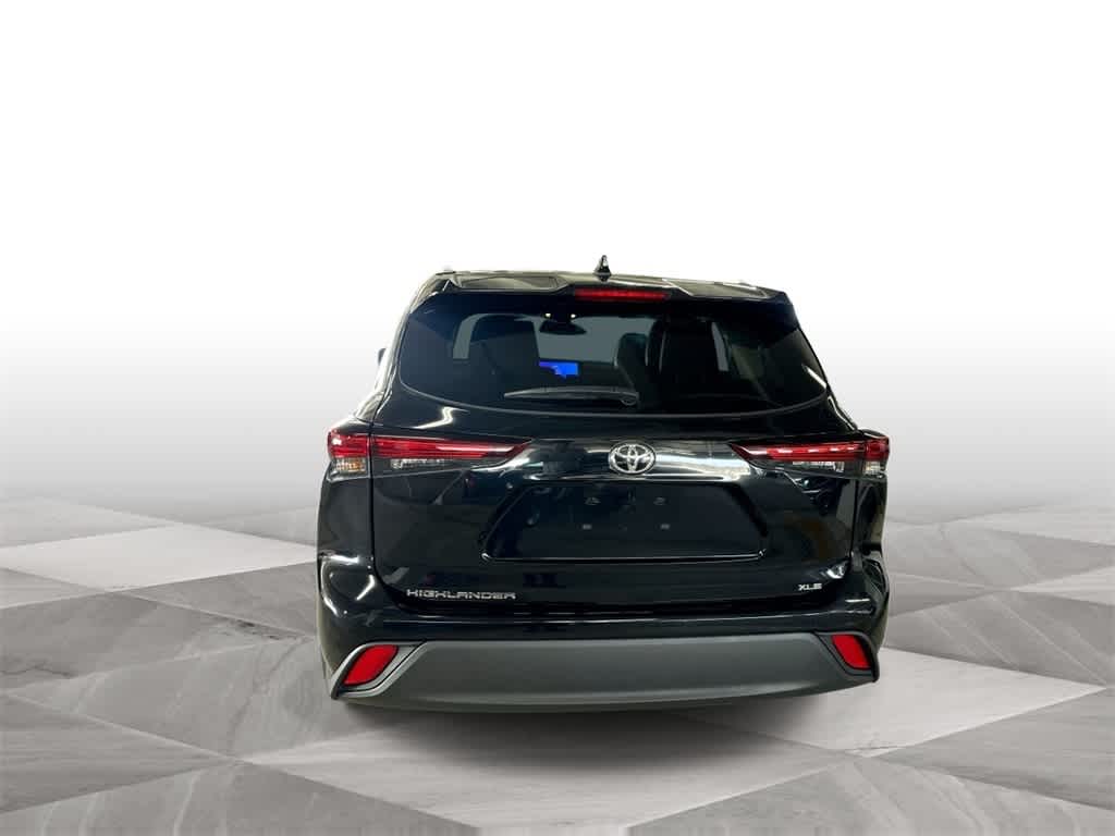 Thumbnail: 2024 Toyota Highlander - 7