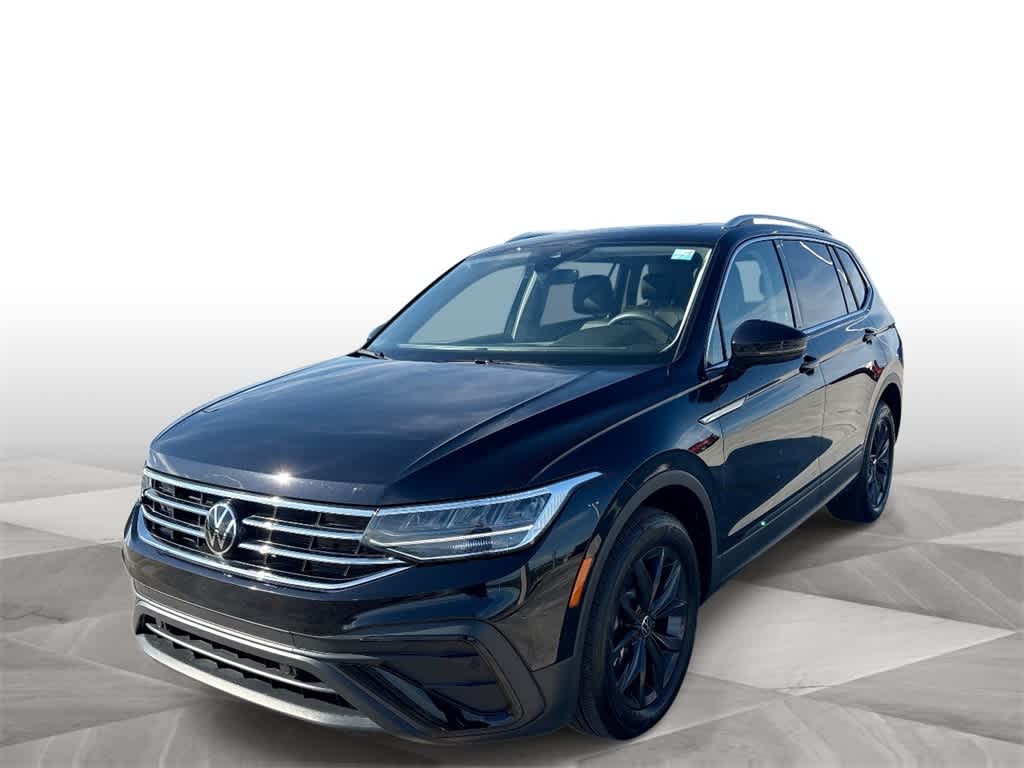 Thumbnail: 2024 Volkswagen Tiguan - 1