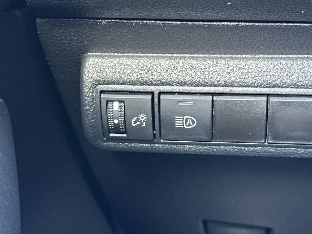 Thumbnail: 2025 Toyota Corolla - 16