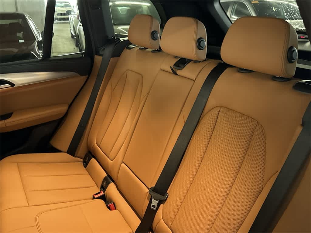 Thumbnail: 2024 BMW X3 - 21