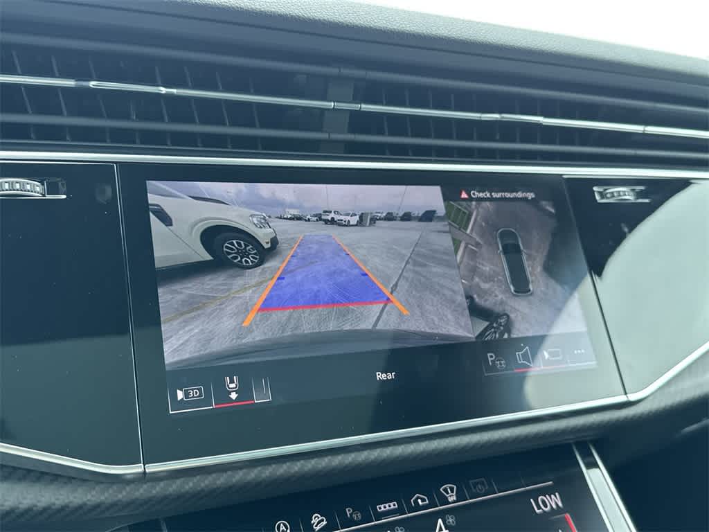 Thumbnail: 2025 Audi SQ7 - 18