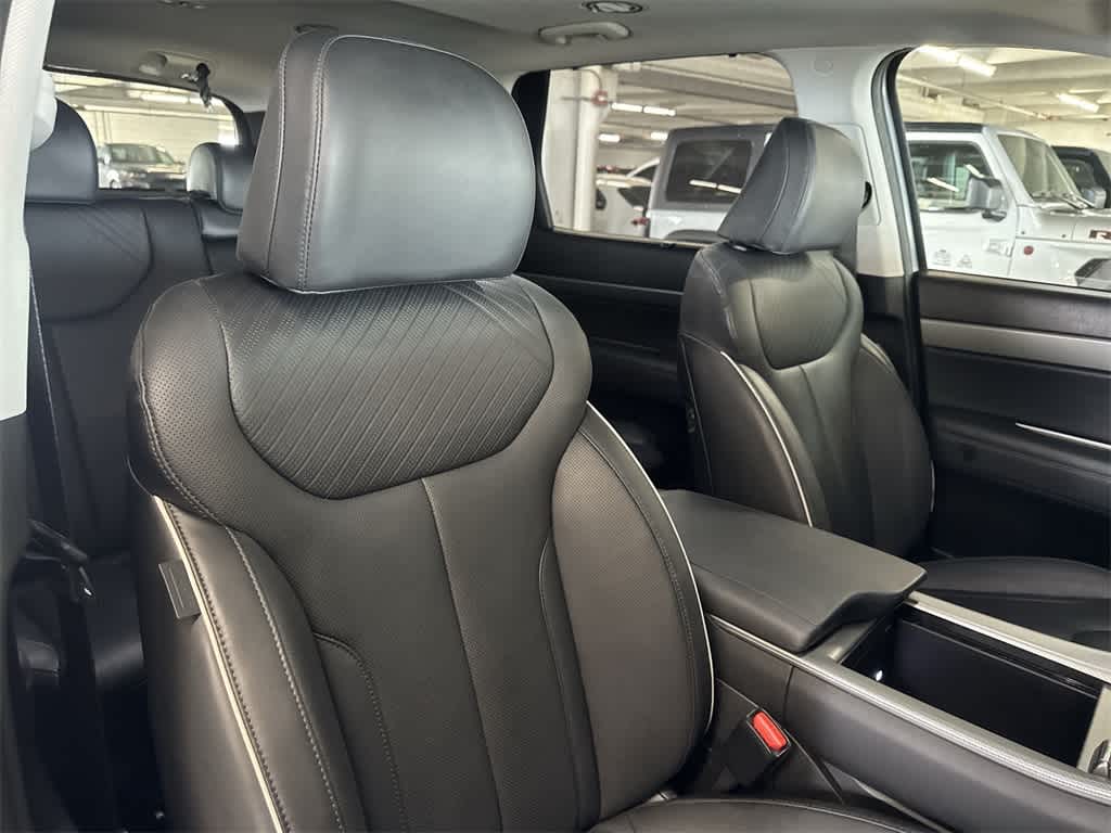 Thumbnail: 2023 Hyundai Palisade - 26