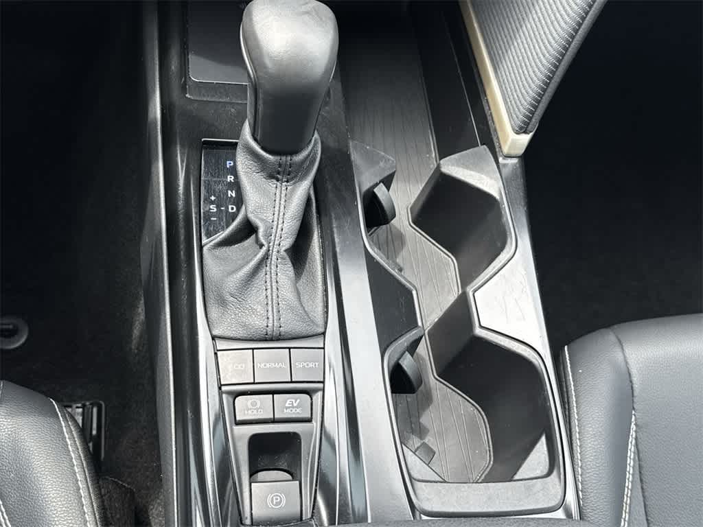 Thumbnail: 2025 Toyota Camry - 20