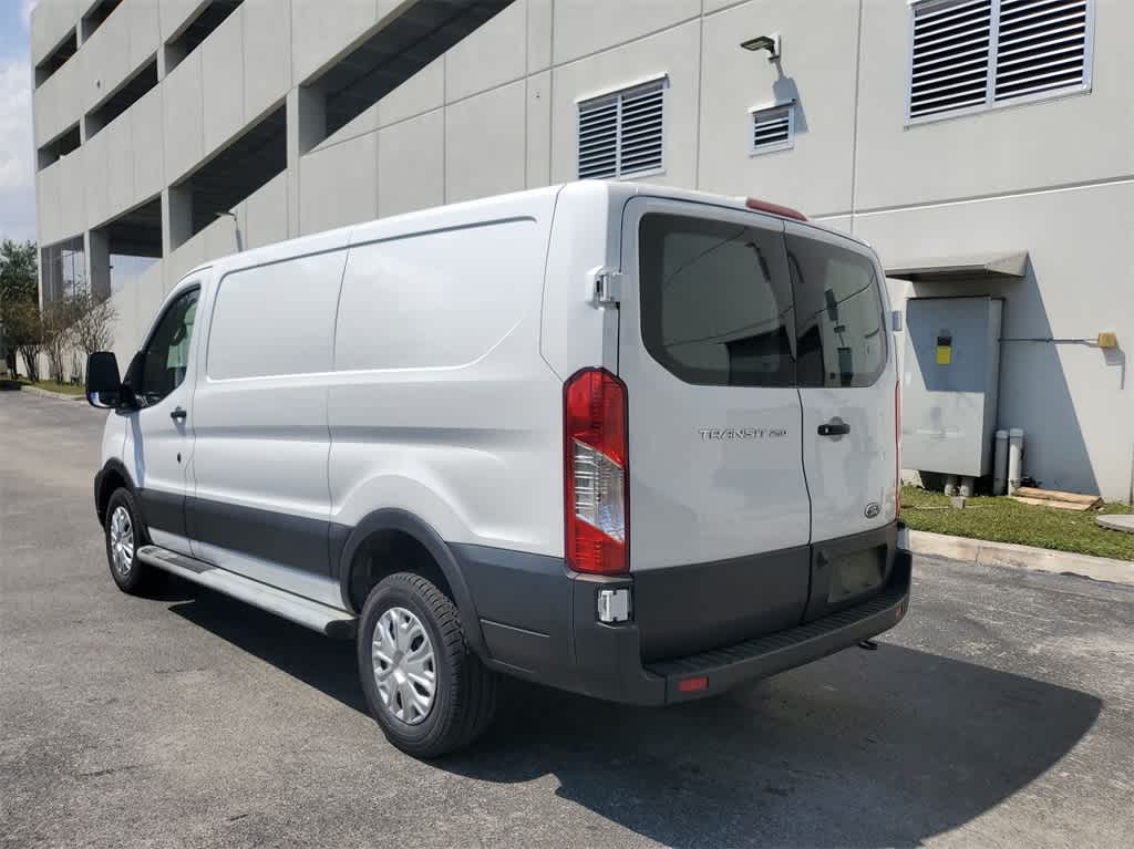 2023 Ford Transit Series 250 4