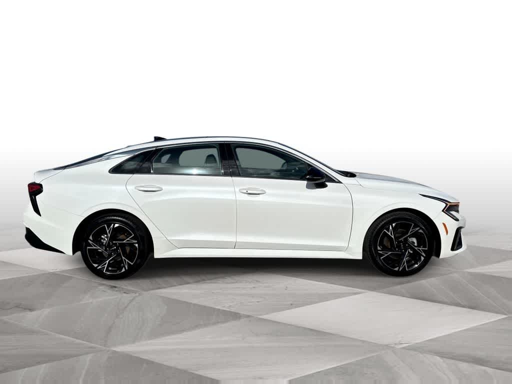 Thumbnail: 2025 Kia K5 - 9