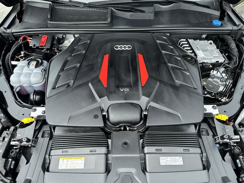 Thumbnail: 2025 Audi SQ7 - 12