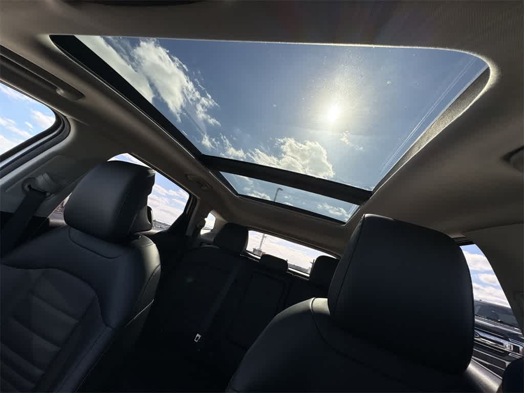 Thumbnail: 2024 Kia Sportage - 16