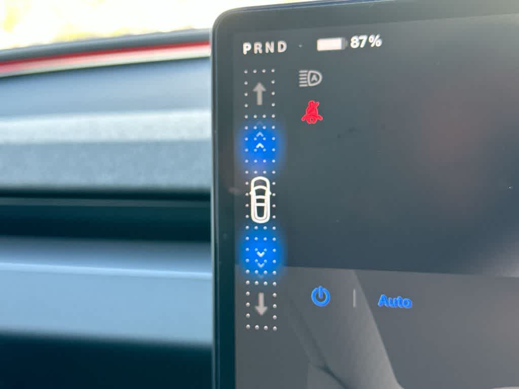 Thumbnail: 2025 Tesla Model 3 - 20