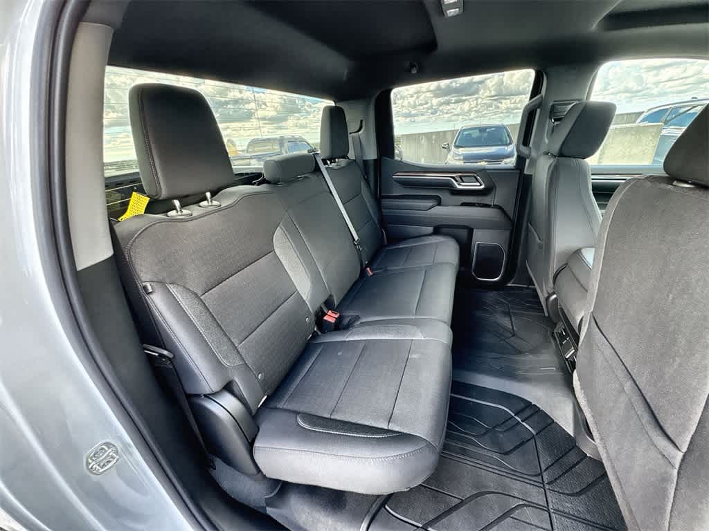 Thumbnail: 2026 Chevrolet Silverado 1500 - 25