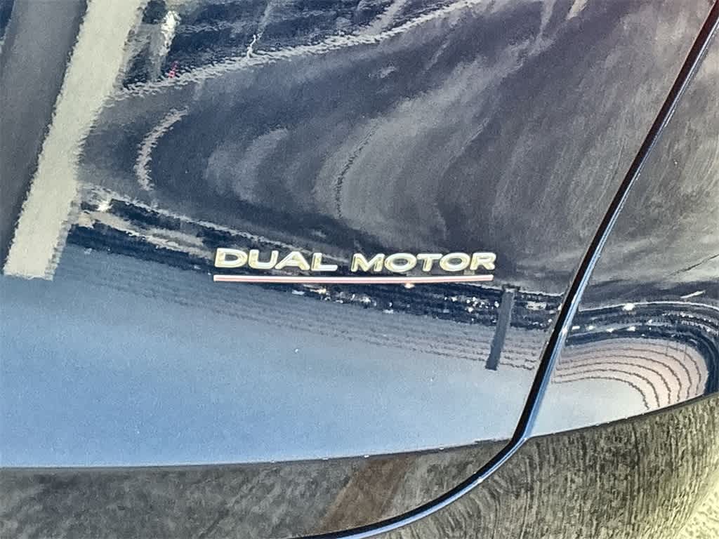 Thumbnail: 2023 Tesla Model Y - 10