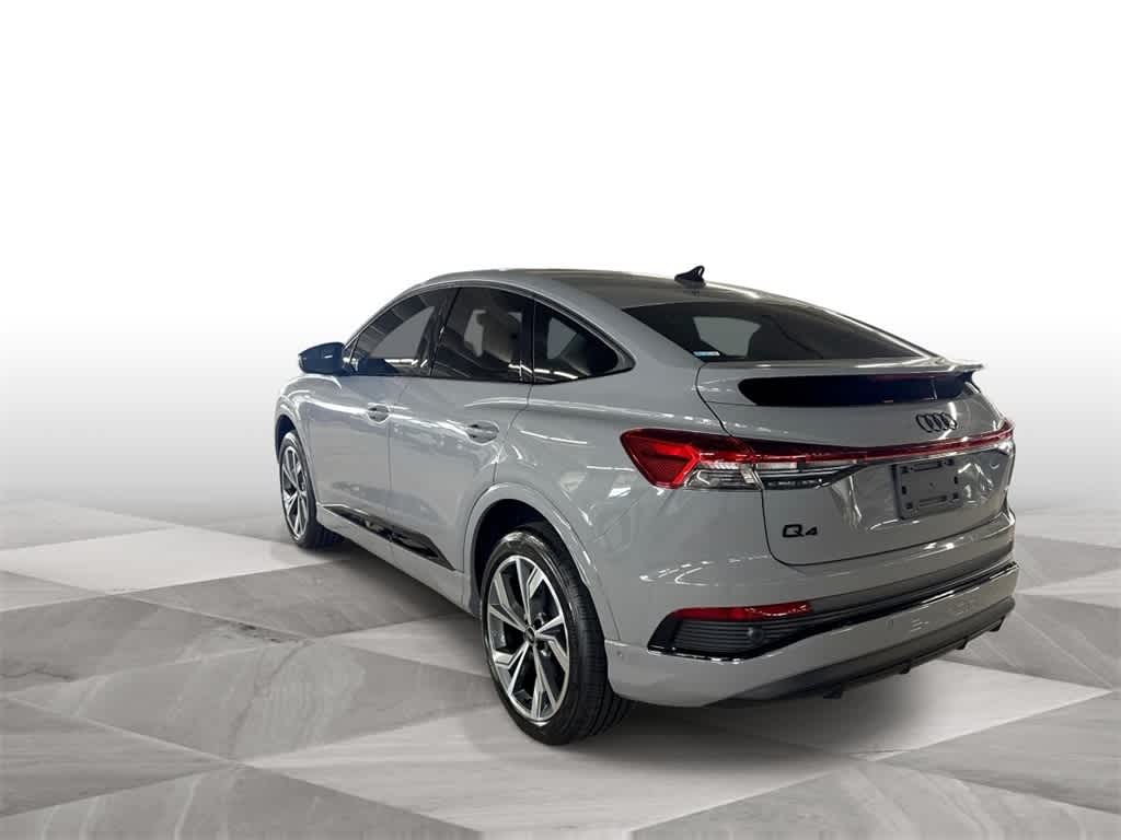 Thumbnail: 2024 Audi Q4 e-tron - 6