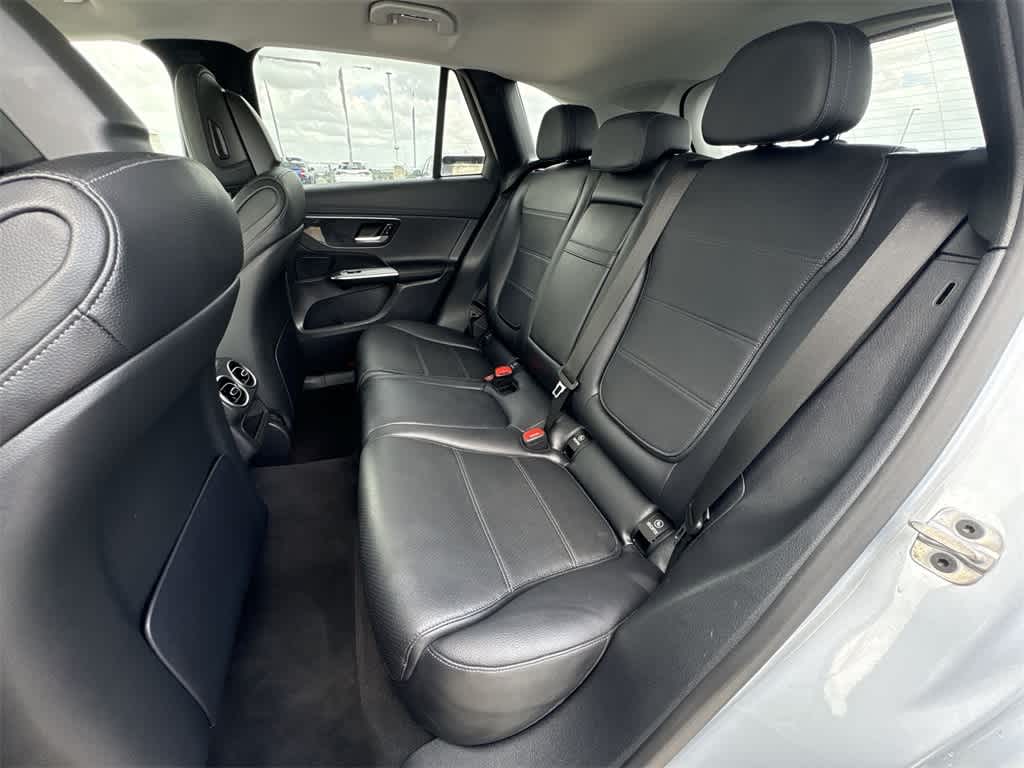 Thumbnail: 2024 Mercedes-Benz GLC - 21